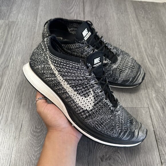Nike Mens Flyknit Racer 526628-012 Gray Running Shoes Sneakers